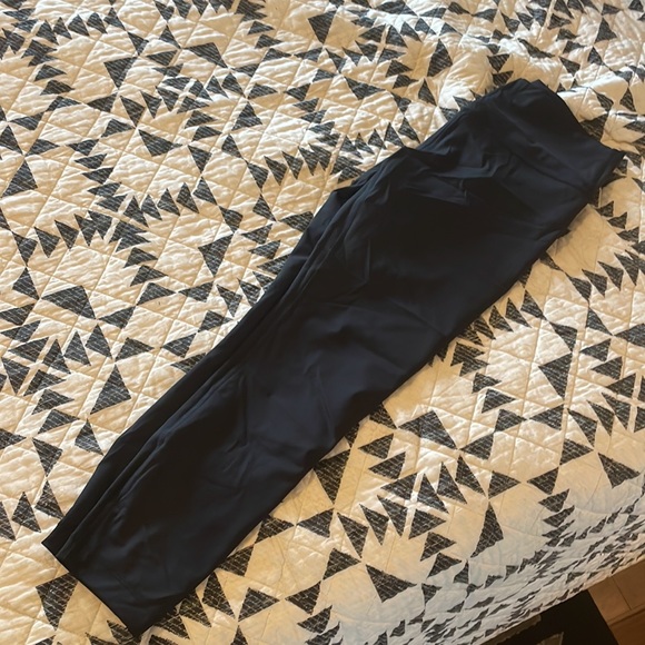 Lululemon Wunder Under High Rise Tight 25” Size 10 - Picture 3 of 5